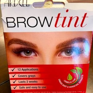 💕👀Eye brow tint light brown BNIB👀💕